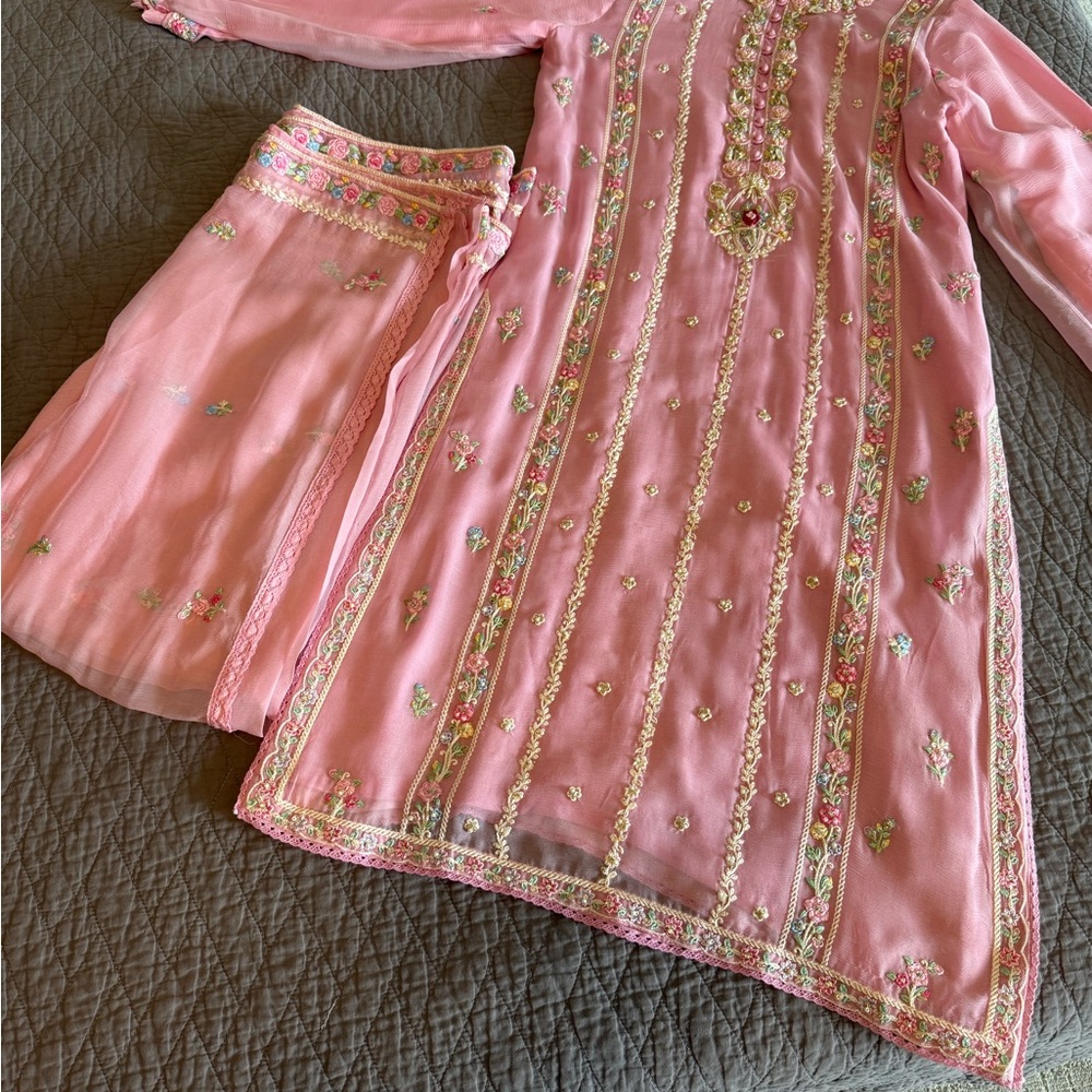 Pink Embroidered Long-Sleeve Women's Dress - Elegant Occasion Wear